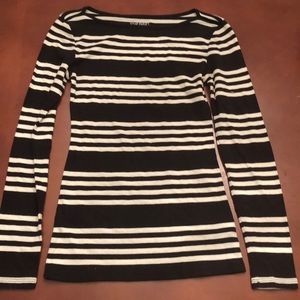 Old Navy XS stretch extra soft long sleeve top b/w
